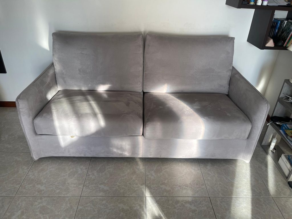 Divano Letto Grigio Con Materasso Nuovo  Usato 3288