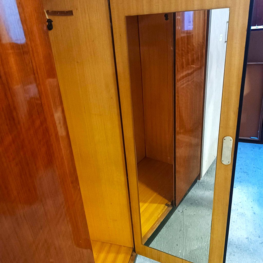 Armadio A 5 Ante In Legno usato 3323/U