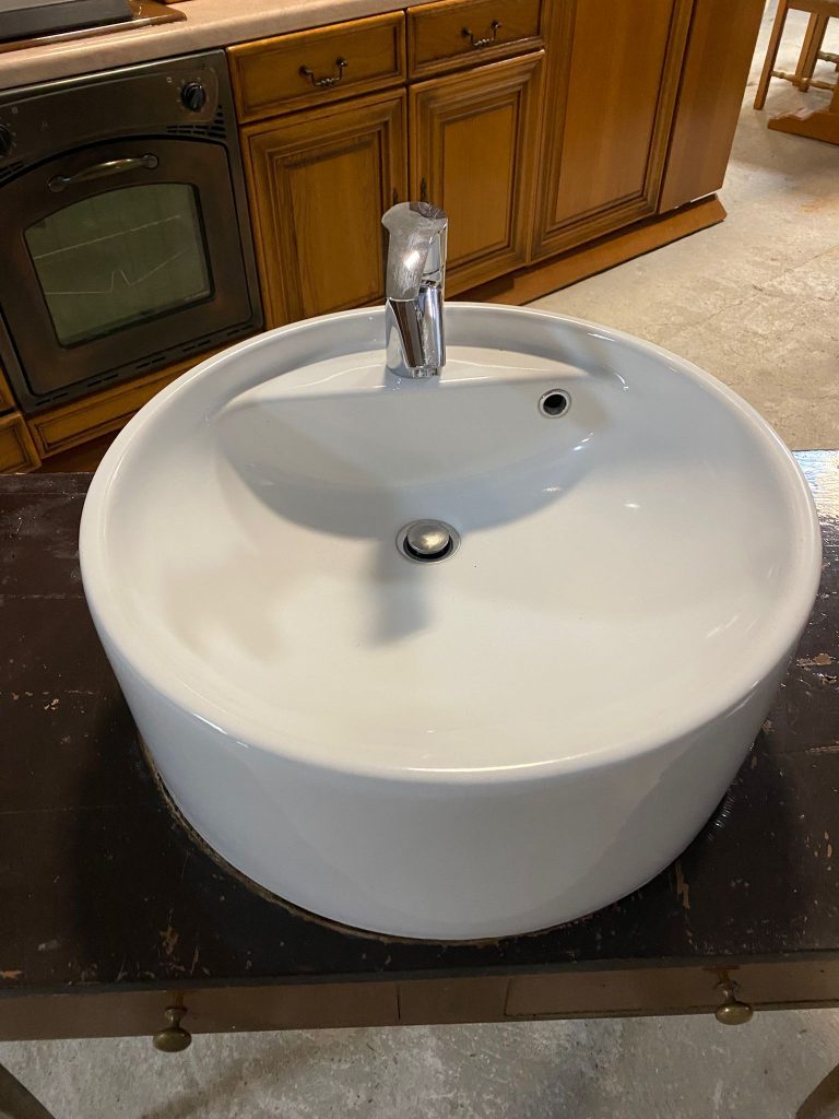 Lavabo Da Bagno In Ceramica Usato 683