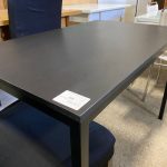 Tavolo rettangolare nero USATO 623/U