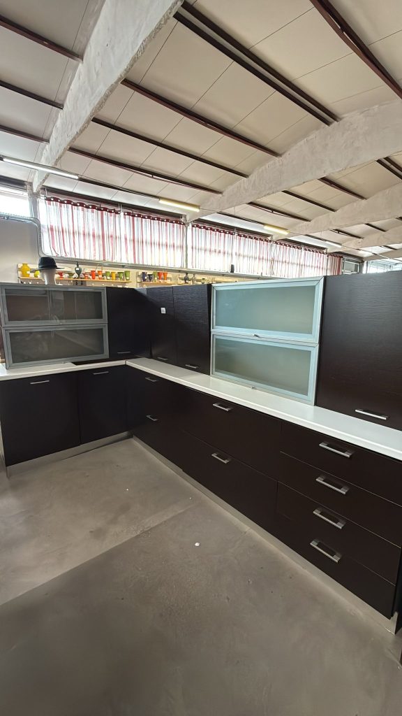 Mobile Cucina senza elettrodomestici Usato 681