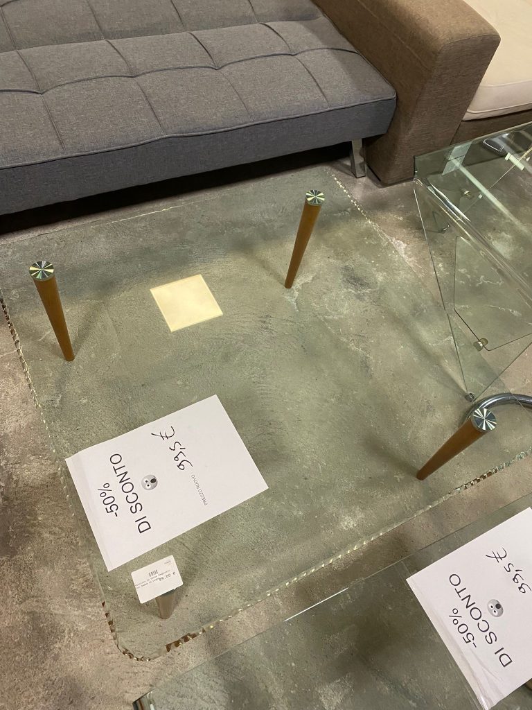 Tavolino In Vetro Temperato Con Gambe In Legno NUOVO DA ESPOSIZIONE 724/U