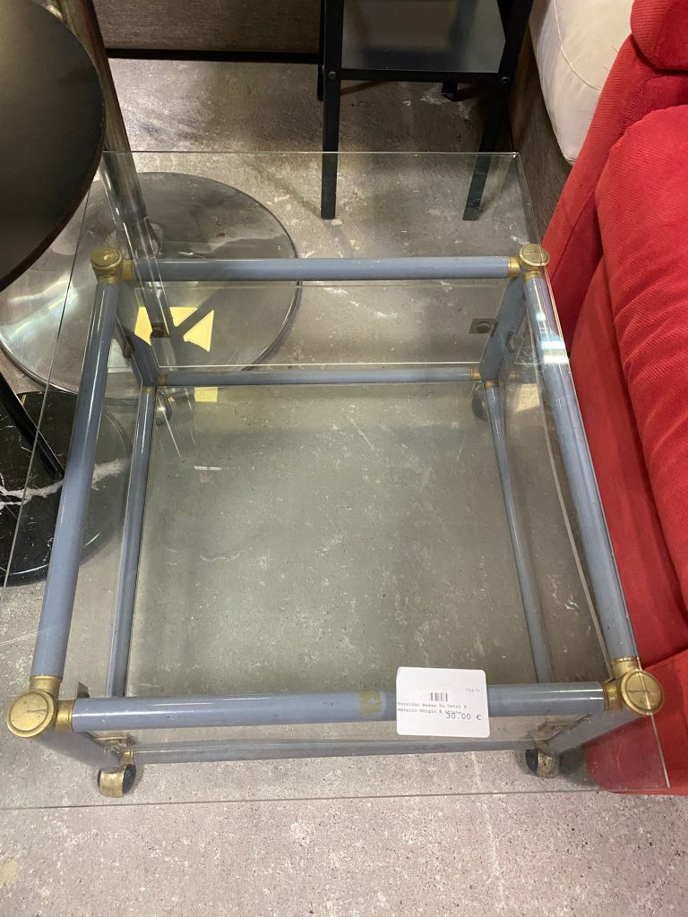 Tavolino Basso In Vetro E Metallo Grigio E Ottone USATO 733/U