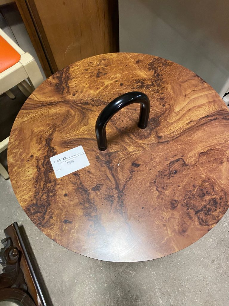 Tavolini Tondi Con Ripiani Effetto Legno E Marmo USATO 822/U