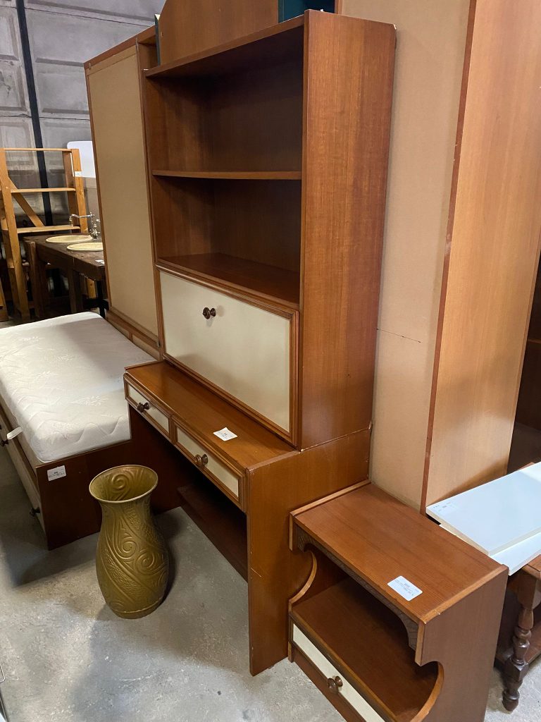 Camera: Letto + Comodino + Armadio + Scrittoio  USATA 616/U