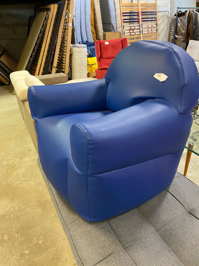 Poltrona In Pelle Prodotto NUOVO DA ESPOSIZIONE 591/U