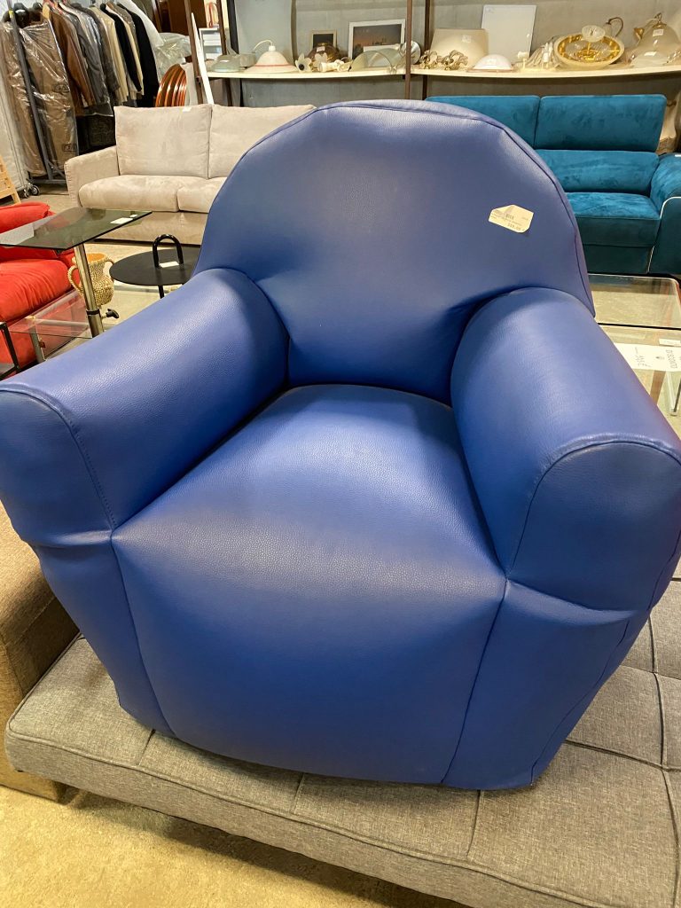 Poltrona In Pelle Prodotto NUOVO DA ESPOSIZIONE 591/U