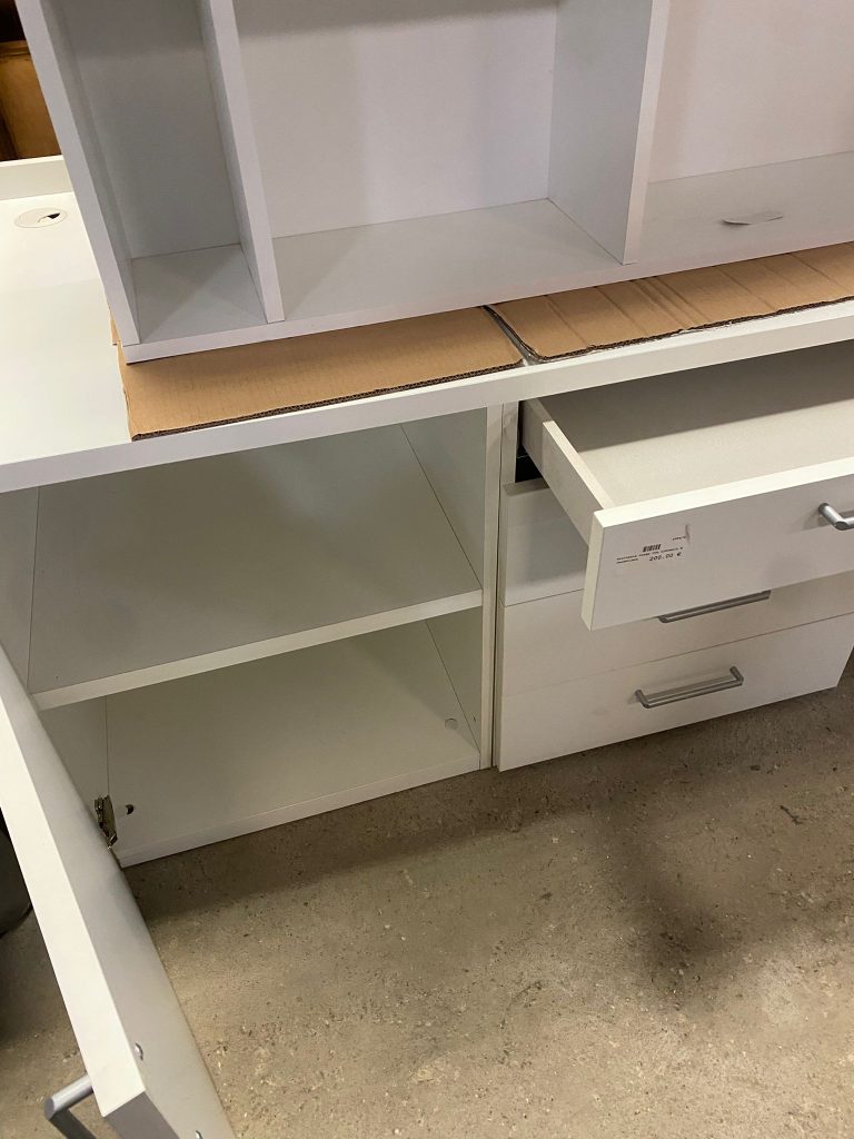 Scrivania Lunga Con Libreria E Cassettiera USATA 1084/U
