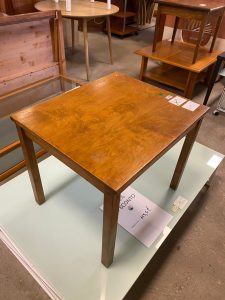 Tavolino In Legno Usato 171