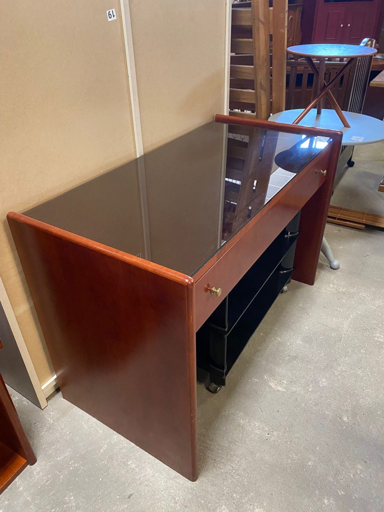 Scrivania in legno con piano in vetro USATA 874/U
