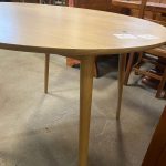 Tavolo Tondo Effetto Legno Chiaro Usato 4