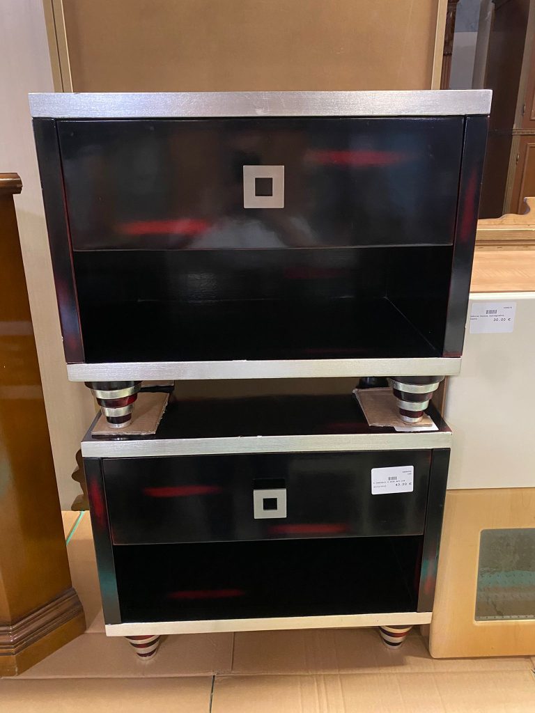 2 Comodini Usati 142