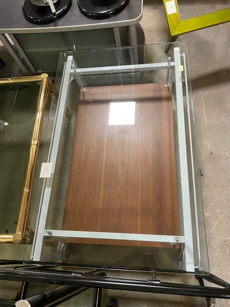 Tavolino In Vetro Con Le Ruote NUOVO DA ESPOSIZIONE 838/U