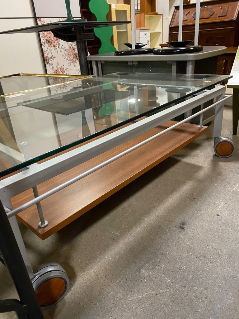 Tavolino In Vetro Con Le Ruote NUOVO DA ESPOSIZIONE 838/U