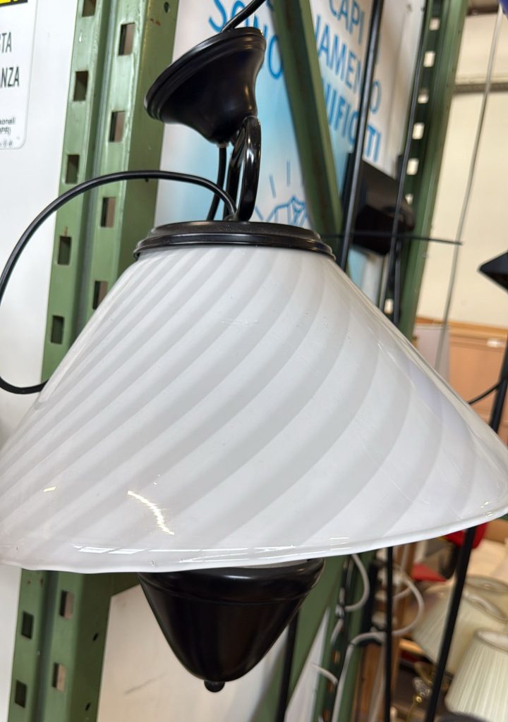 Lampadario Vetro Illuminato Da Sotto Usato 1964