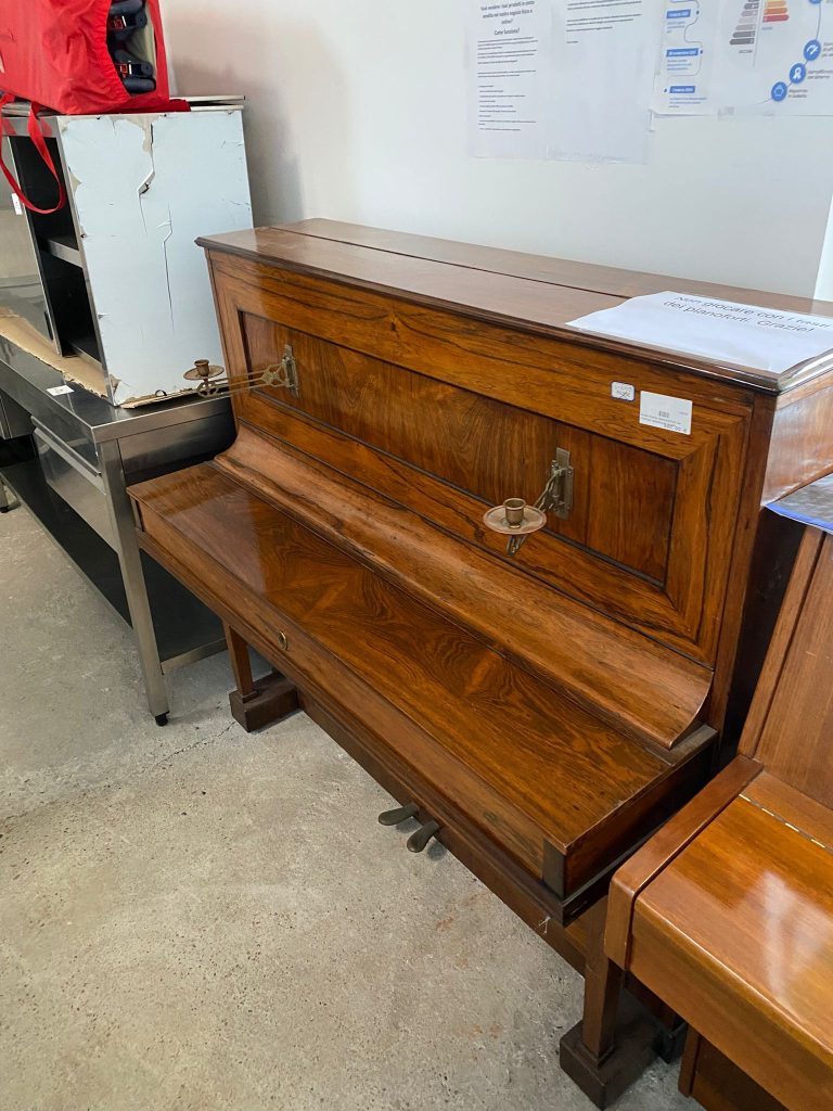 Piano Forte Association Le Clavier Marseille NUOVO DA ESPOSIZIONE 106/N