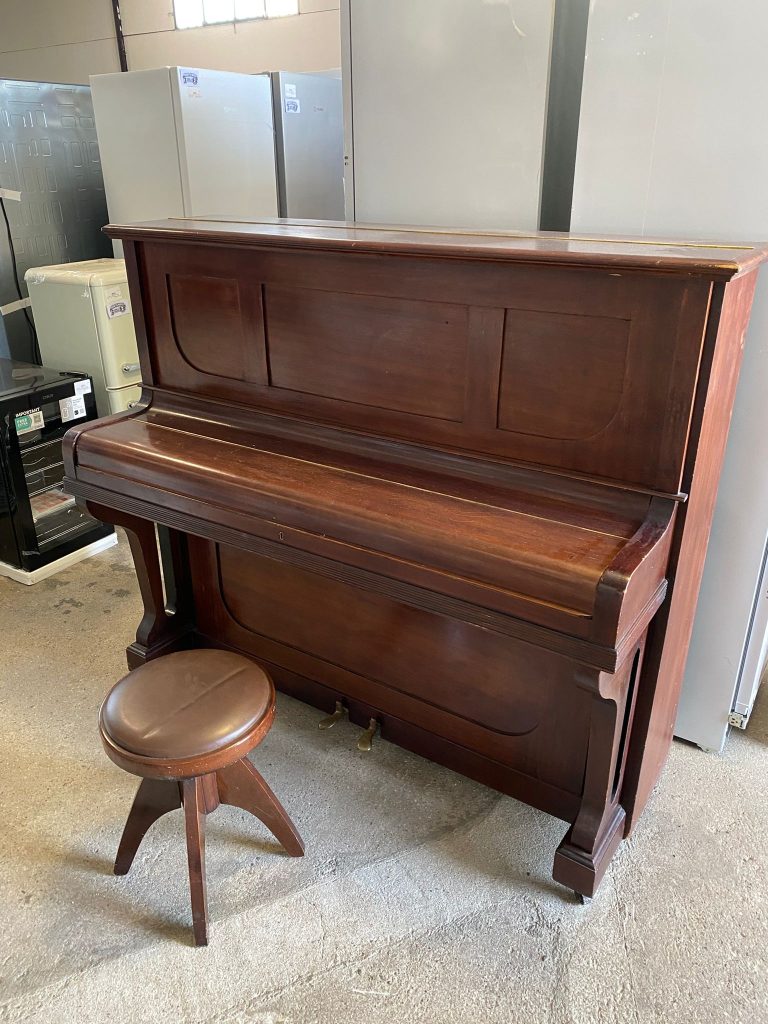 Pianoforte USATO 3397/U