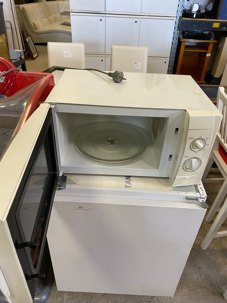 Forno a Microonde Usato 489