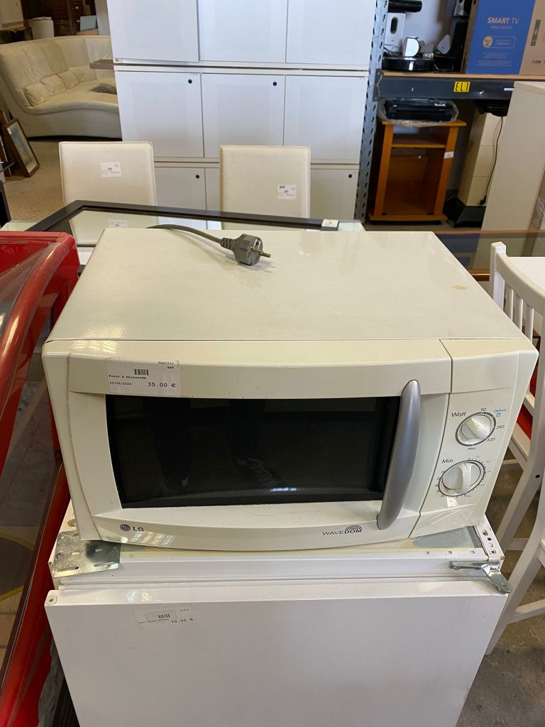 Forno a Microonde Usato 489