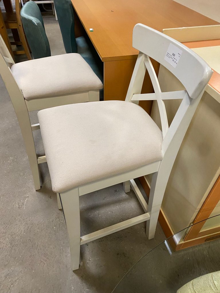 Sgabello Alto In Legno Con Seduta In Tessuto Usato 673