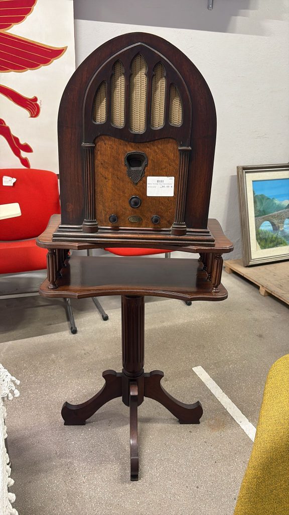 Radio Vintage Non Funzionante Usato 3848