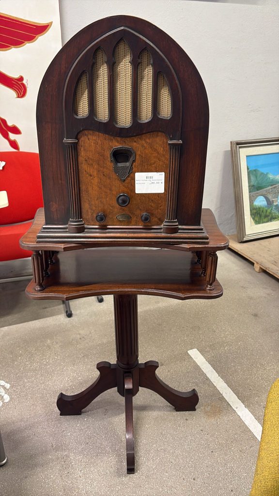 Radio Vintage Non Funzionante Usato 3848