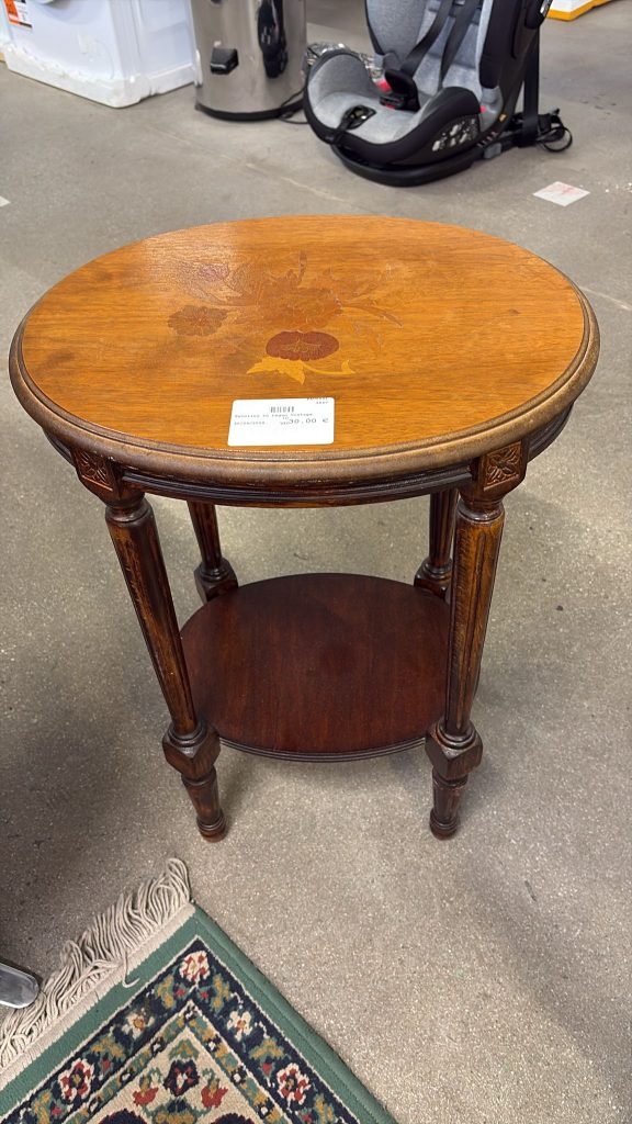 Tavolino In Legno Vintage Usato 3847