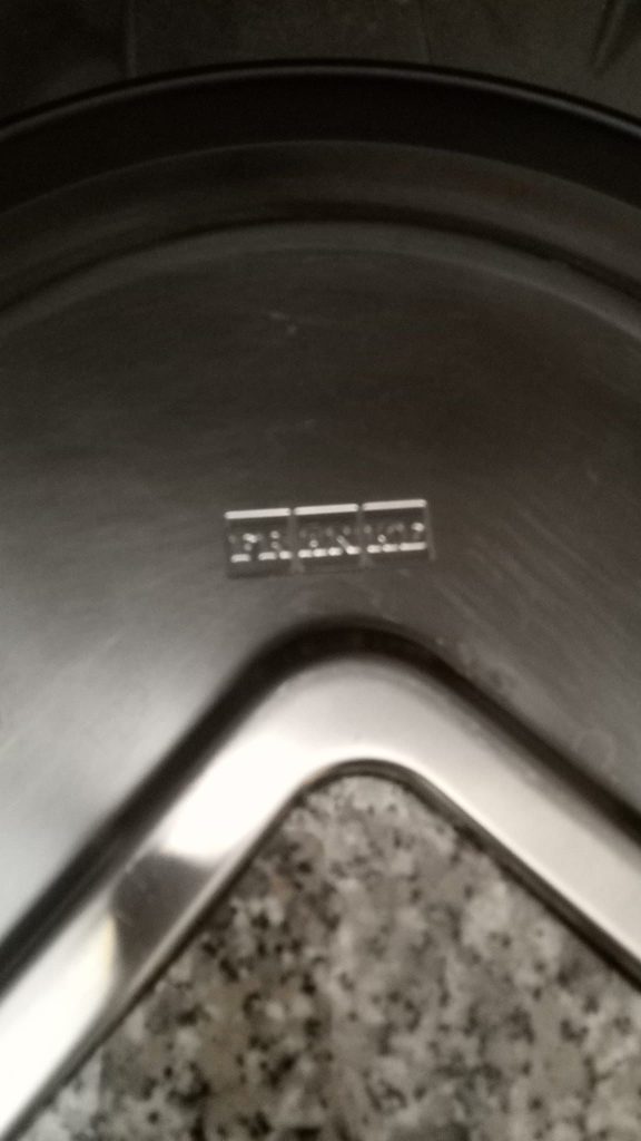 Cucina Usata completa di : piano cottura, forno da incasso , forno microonde , cappa , frigo americano Samsung + tavolo e 4 sedie 762 (senza top)