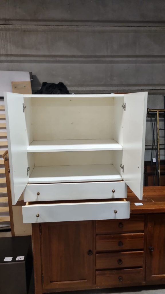 Mobiletto Bianco Con Due Ante E Due Cassetti Usato 3337/U