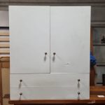 Mobiletto Bianco Con Due Ante E Due Cassetti Usato 3337/U
