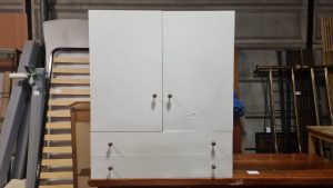 Mobiletto Bianco Con Due Ante E Due Cassetti Usato 3337/U