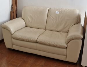 Divano 2 Posti In Pelle Chateau D'ax Usato 3485/U