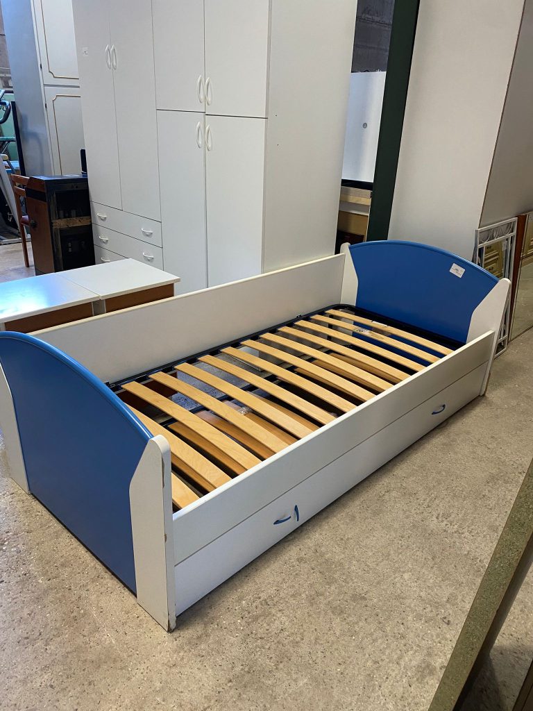 Struttura Letto Singolo salvaspazio estraibile+ 2 comodini Usato 3527/U