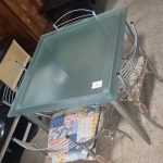Tavolo Con Piano In Vetro+ 4 Sedie Usato 3528/U