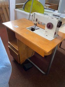 Macchina Da Cucire Pfaff  USATO 1694/U