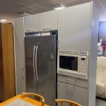 Cucina Usata completa di : piano cottura, forno da incasso , forno microonde , cappa , frigo americano Samsung + tavolo e 4 sedie 762 (senza top)
