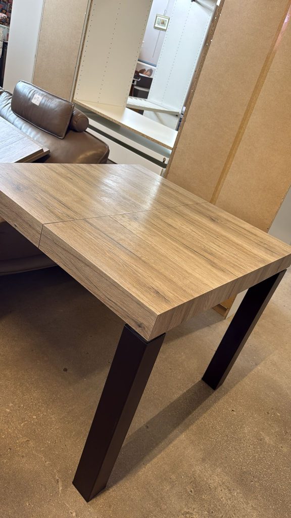 Tavolo In Legno Henry Usato 790