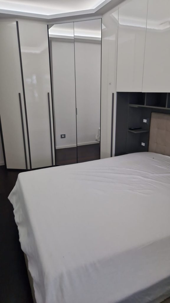 Camera: Armadio A Ponte 6 Ante, Letto Completo USATA 3612/U