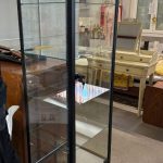 Vetrinetta In Metalo Nero E Ripiani In Vetro Usato 4502/U