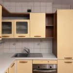 Mobile cucina usata completa di elettrodomestici: piano cottura, forno, lavastoviglie, cappa e frigorifero da incasso USATA 954