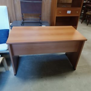 Scrivania In Legno Usata 4132/U