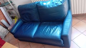 Divano In Pelle A 2 Posti Usato 904