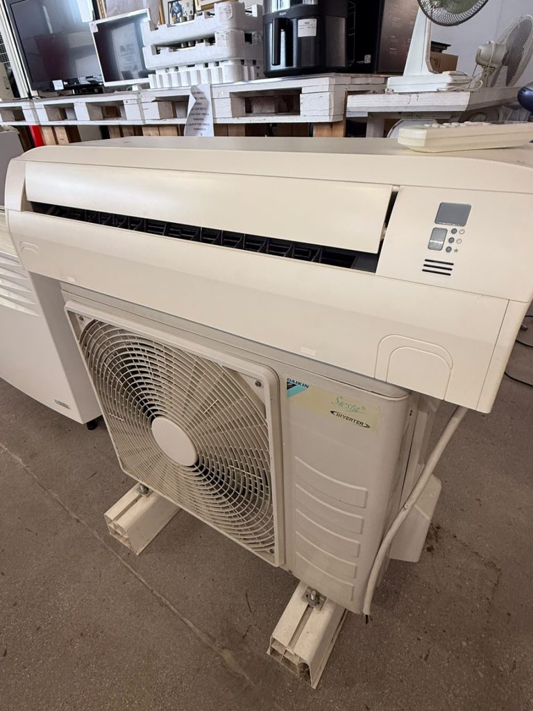 Condizionatore Daikin Siesta Usato 4224