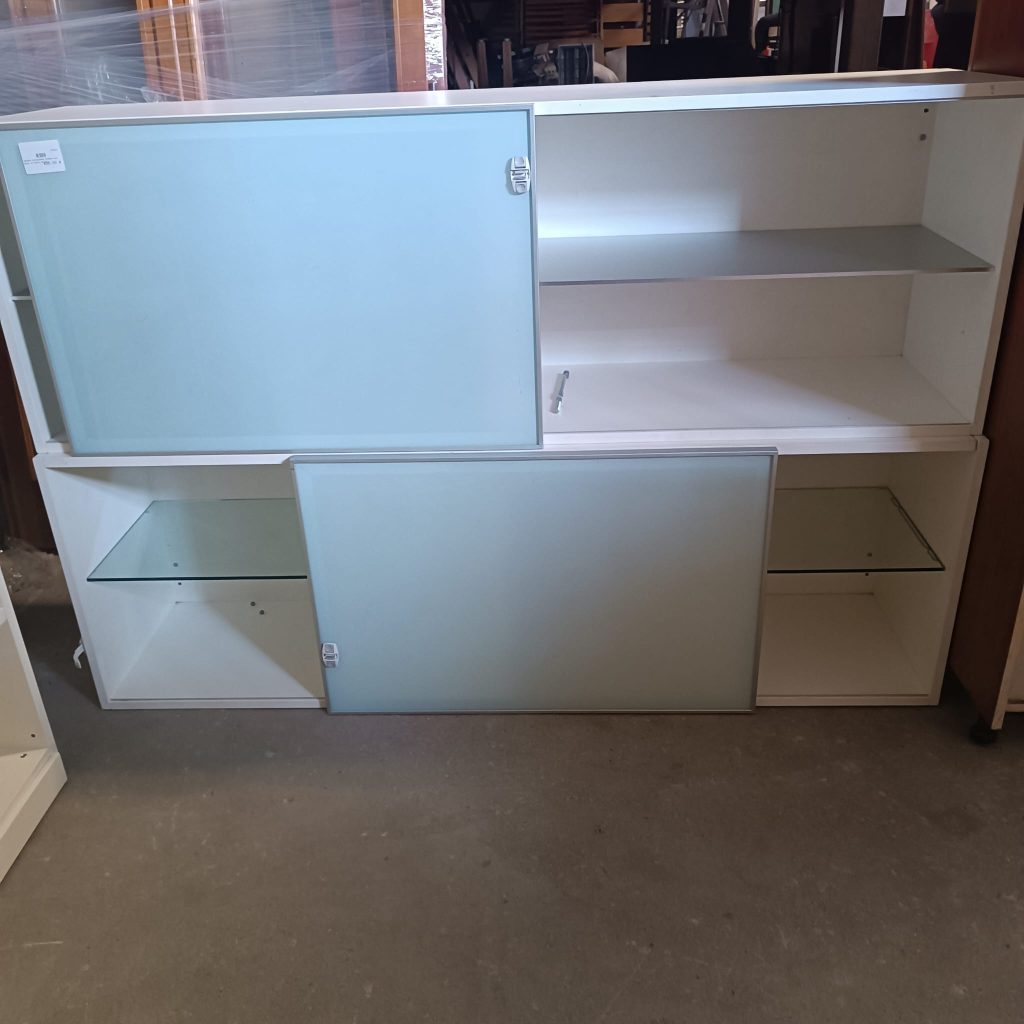 Parete Attrezzata Bianca Con Ante In Vetro Grigio Usata 3796/U