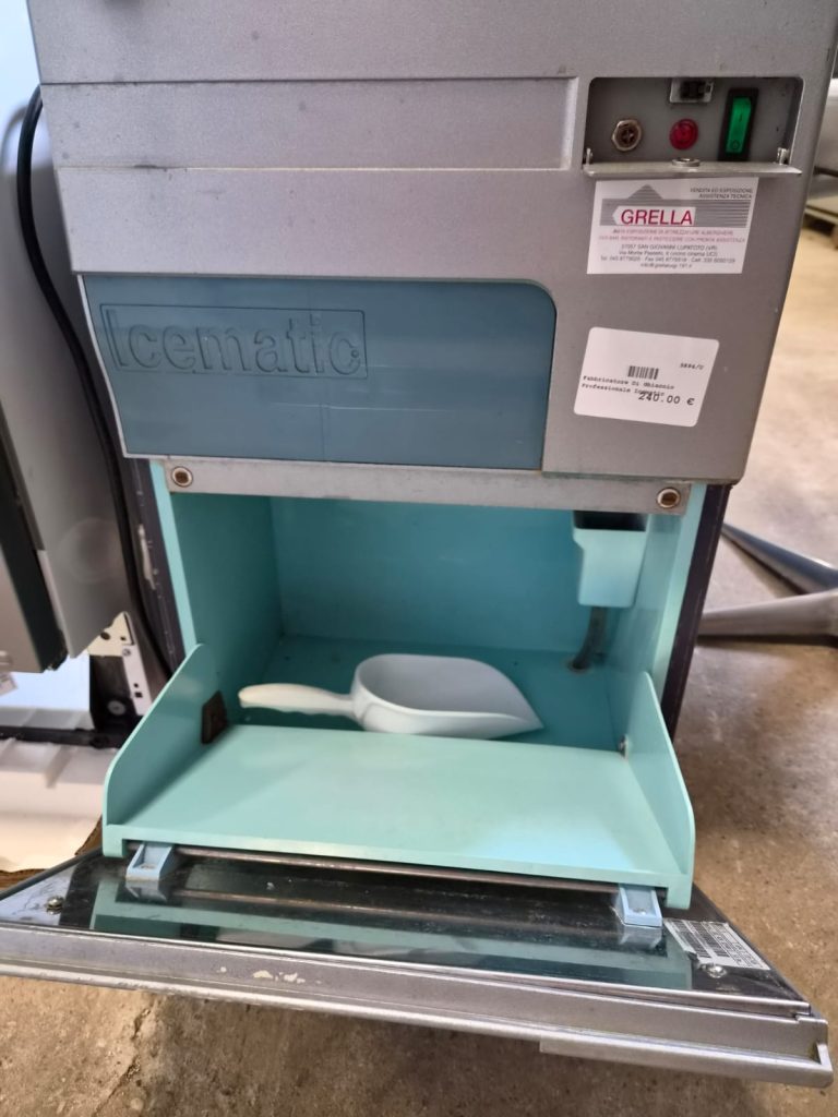 Fabbricatore Di Ghiaccio Professionale Icematic Usato 3894/U