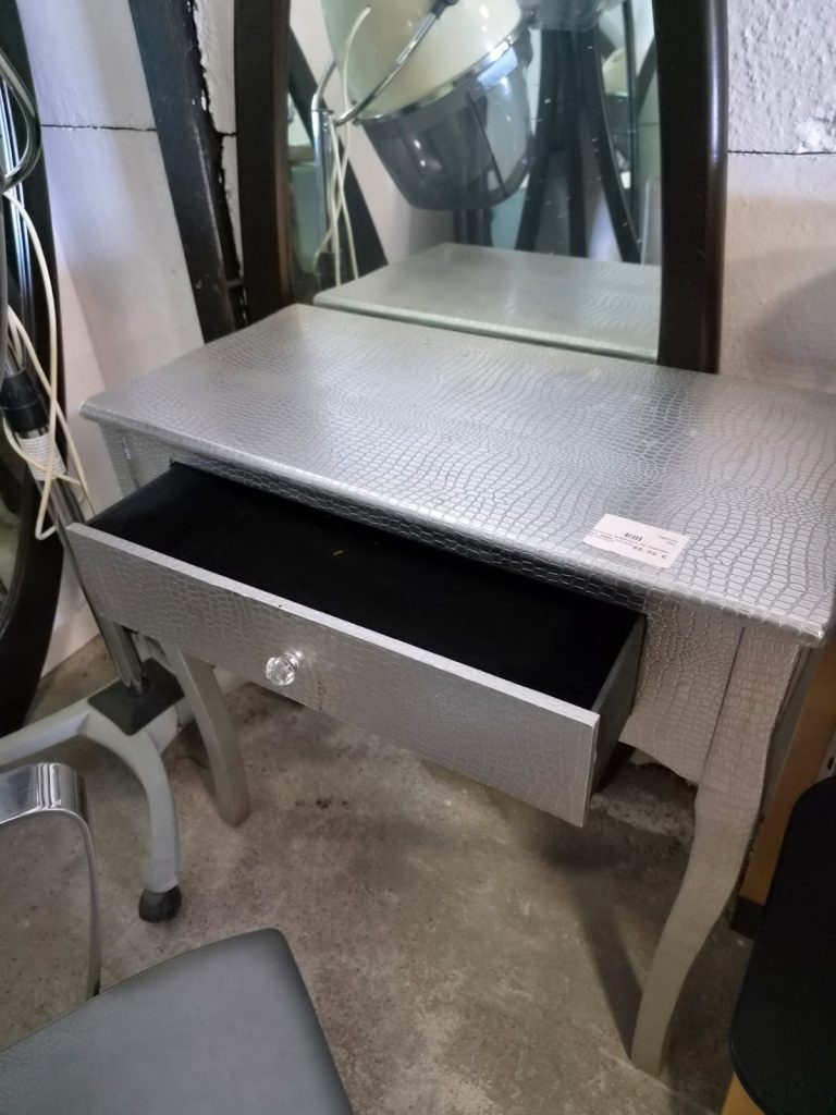 Consolle Argentato Da Ingresso Con Gambe Curvate Usato 840