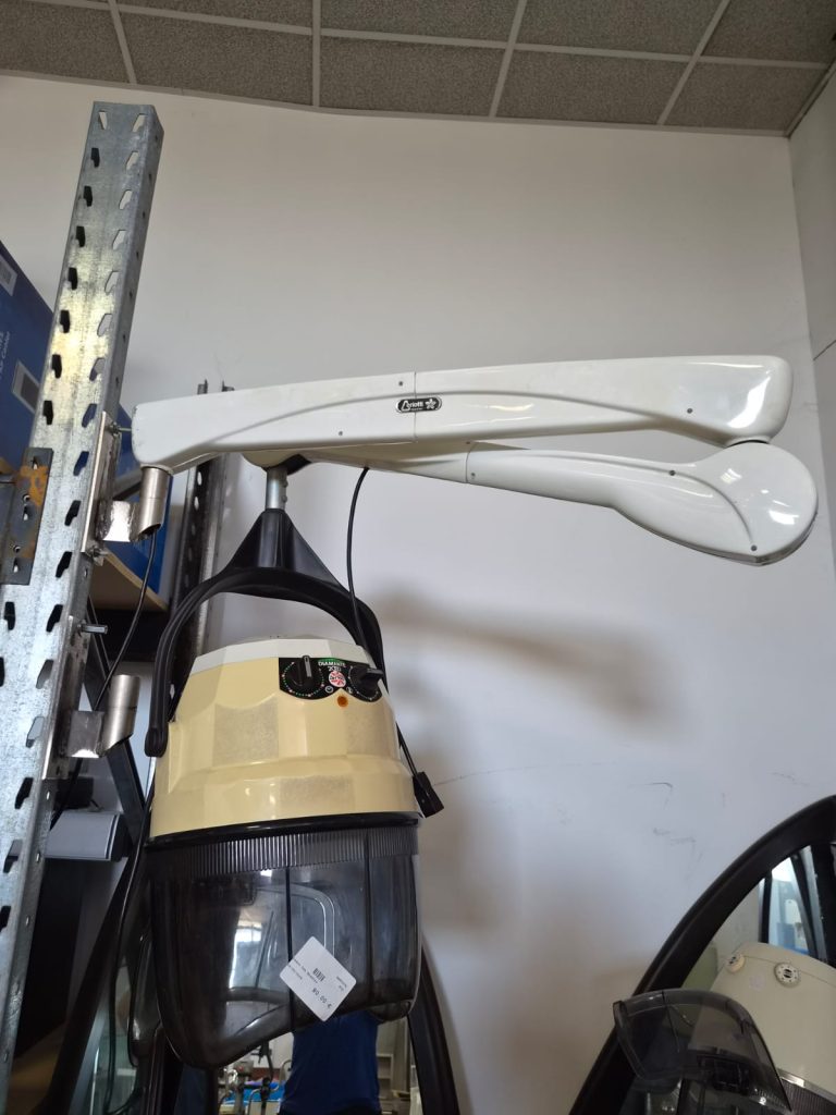 Casco Con Braccio Usato 802