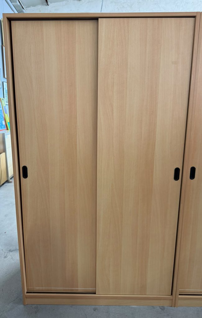 Armadietto Legno Scorrevole Usato 948