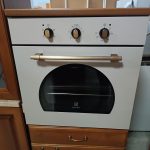 Mobile cucina in legno completa di elettrodomestici: piano cottura, forno, lavastoviglie, cappa e frigo da incasso USATA 4652/U
