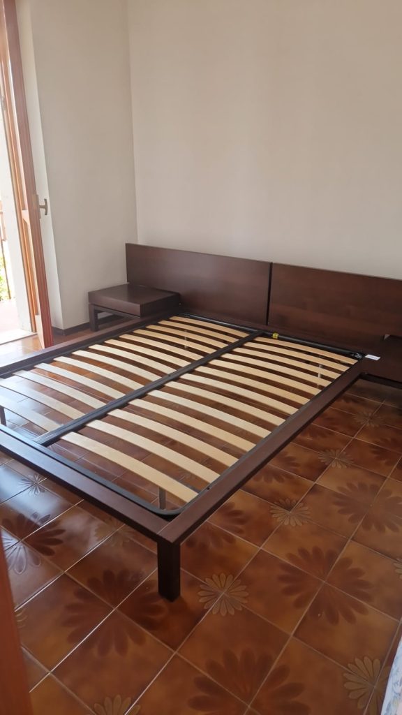 Letto matrimoniale completo di rete e materasso USATO 1004